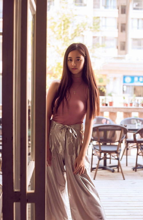 利物浦队长安菲尔德飚进绝杀球，球迷狂欢，利物浦安菲尔德球场图片